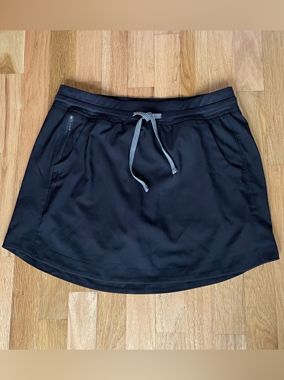 The North Face Black Athletic Skort Skirt Shorts Zip Pocket Drawstring  Size M